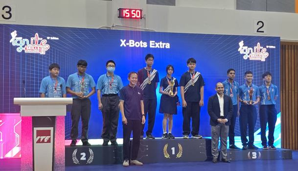 X_bots_pic_3 (1)